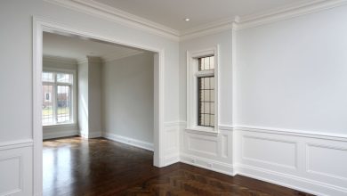 معرفی بهترین رنگ قرنیز برای دیوار سفید + نکات مهم!