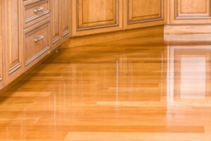 چگونه پارکت را براق کنیم؟ راهکارهای طلایی و ساده